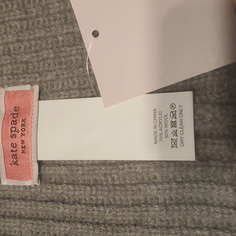 NWT  KATE SPADE  KNIT  BEANIE  WITH  FAUX  PEARLS - Picture 5 of 6